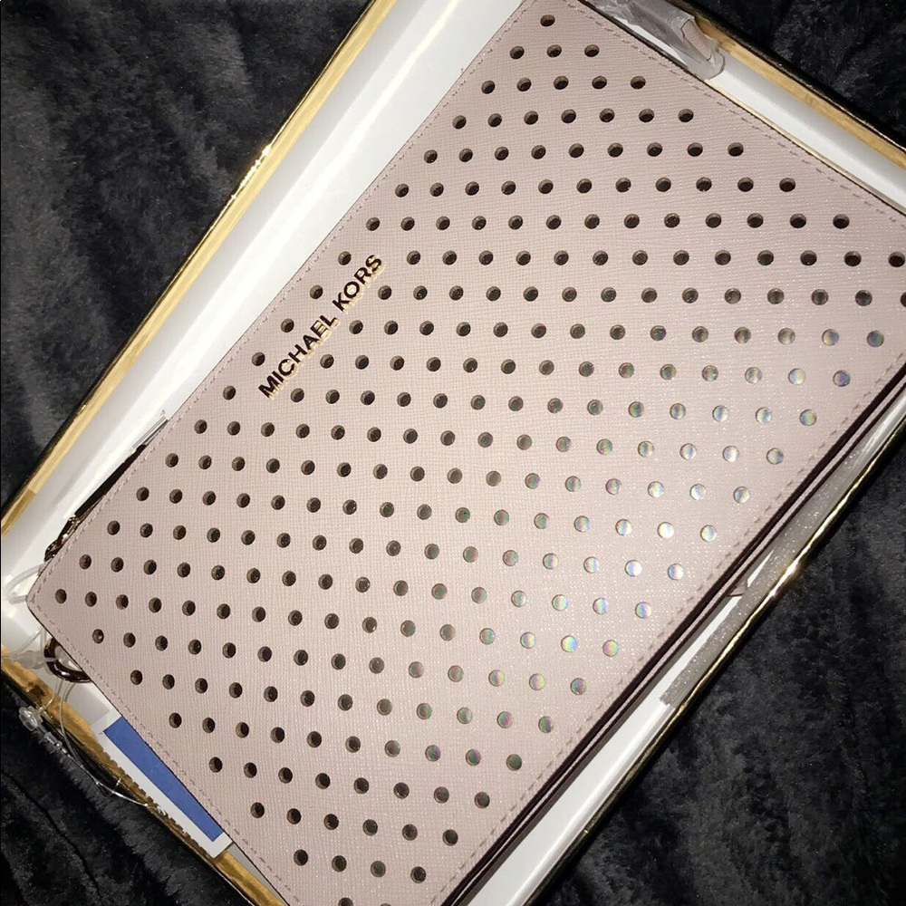 Micheal Kors Wristlet